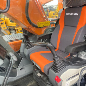 Develon Doosan DX360 LCA 7M Graafmachine
