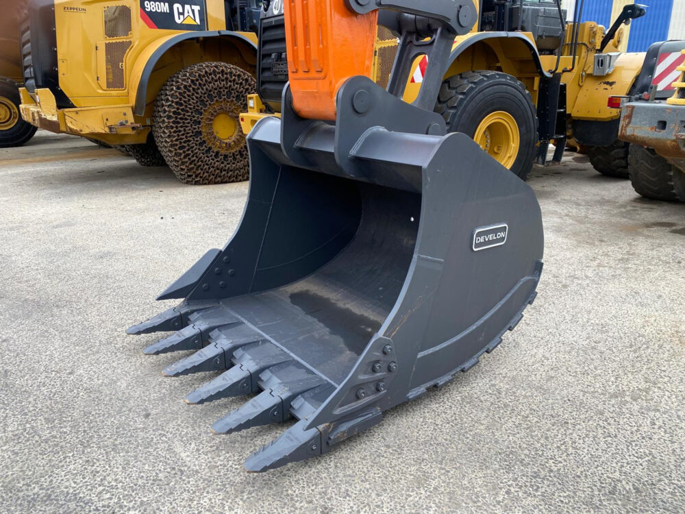 Develon Doosan DX360 LCA 7M Graafmachine