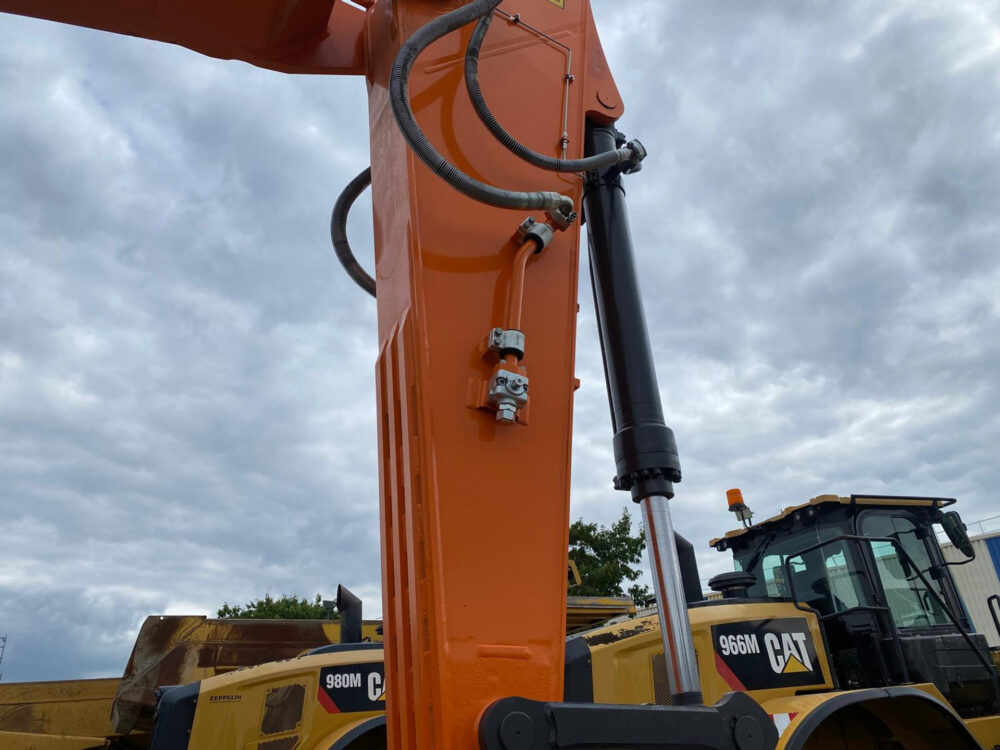 Develon Doosan DX360 LCA 7M Graafmachine