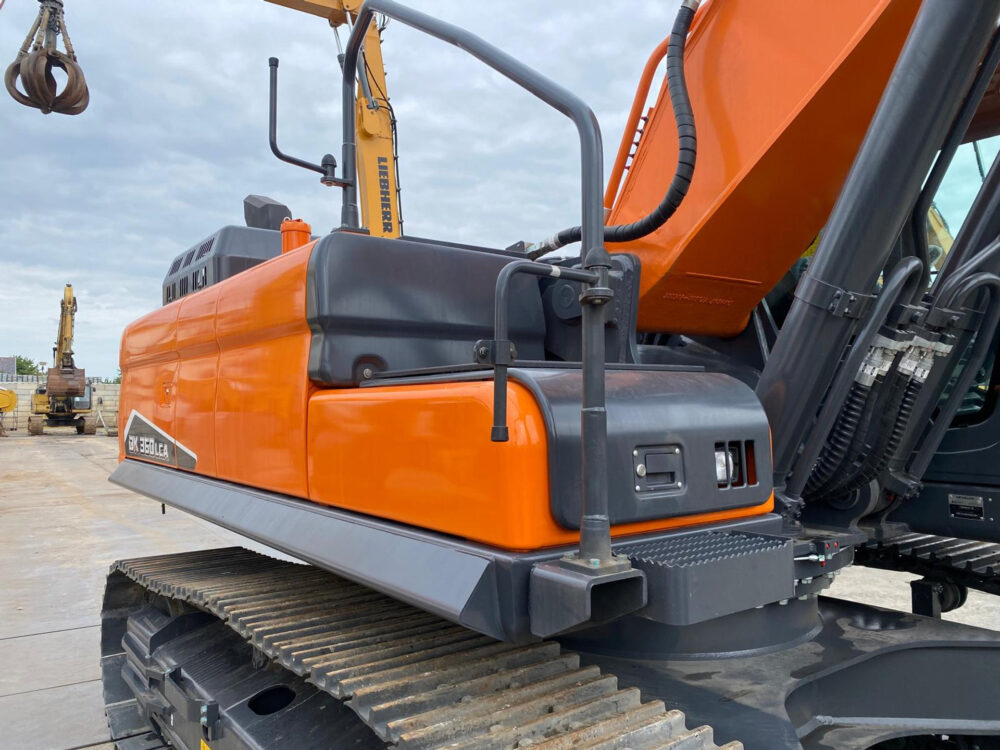 Develon Doosan DX360 LCA 7M Graafmachine