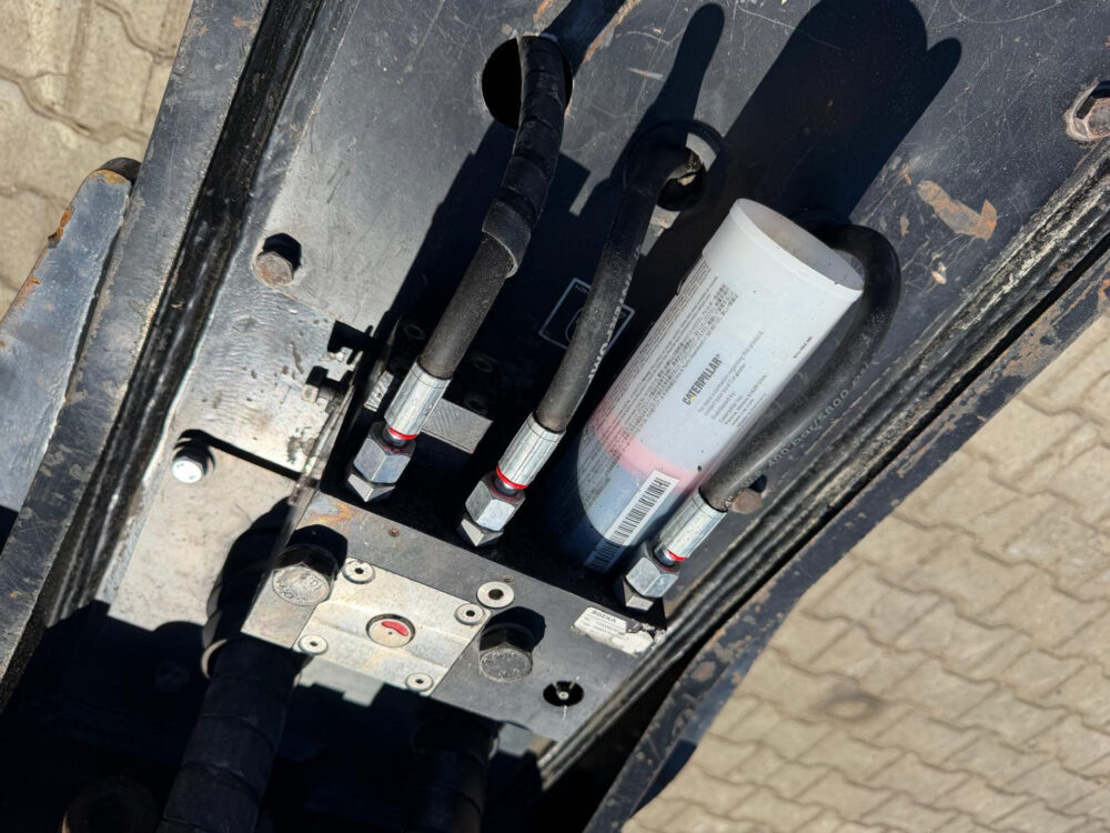 Caterpillar H130GCS Hydraulic Hammer