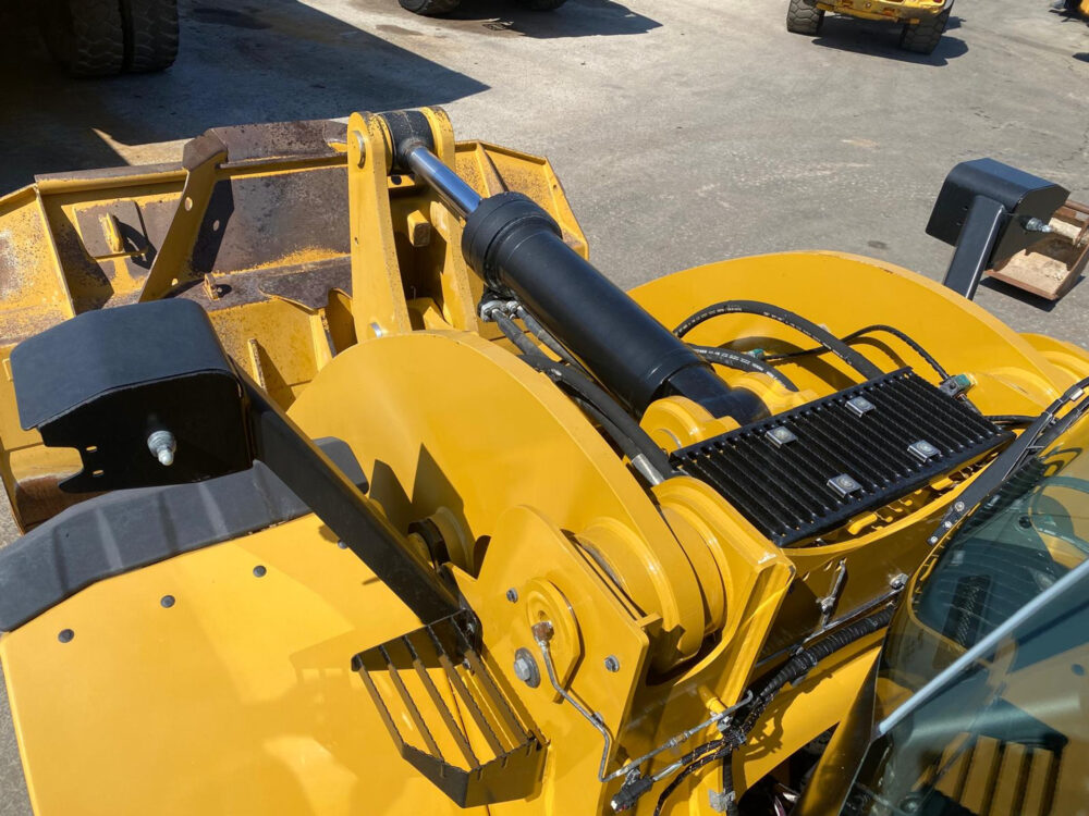 Caterpillar 962 M wiellader