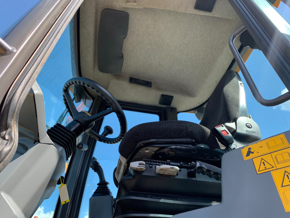 Volvo L30GS speeder wiellader AIRCON