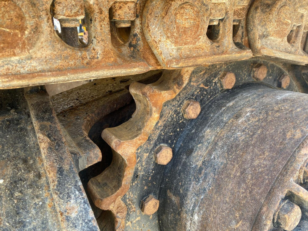 caterpillar-330-d-crawler-excavator