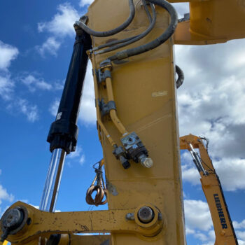 caterpillar-330-d-crawler-excavator