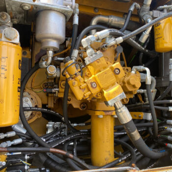 caterpillar-330-d-crawler-excavator