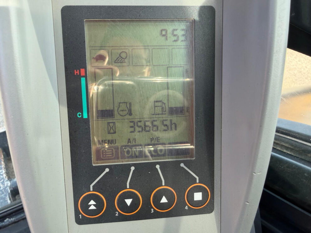 hitachi-zx33u-6-clr-minigraafmachine