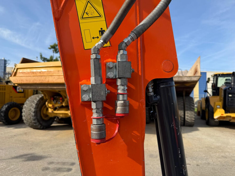 hitachi-zx33u-6-clr-minigraafmachine
