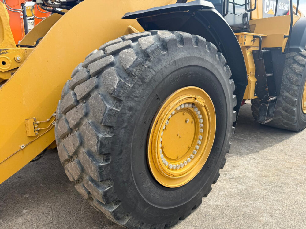 caterpillar-982m-wiellader