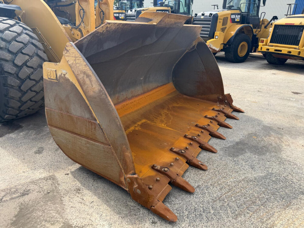 caterpillar-982m-wiellader