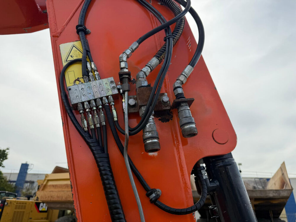 hitachi-zx38-u-3-clr-minigraafmachine