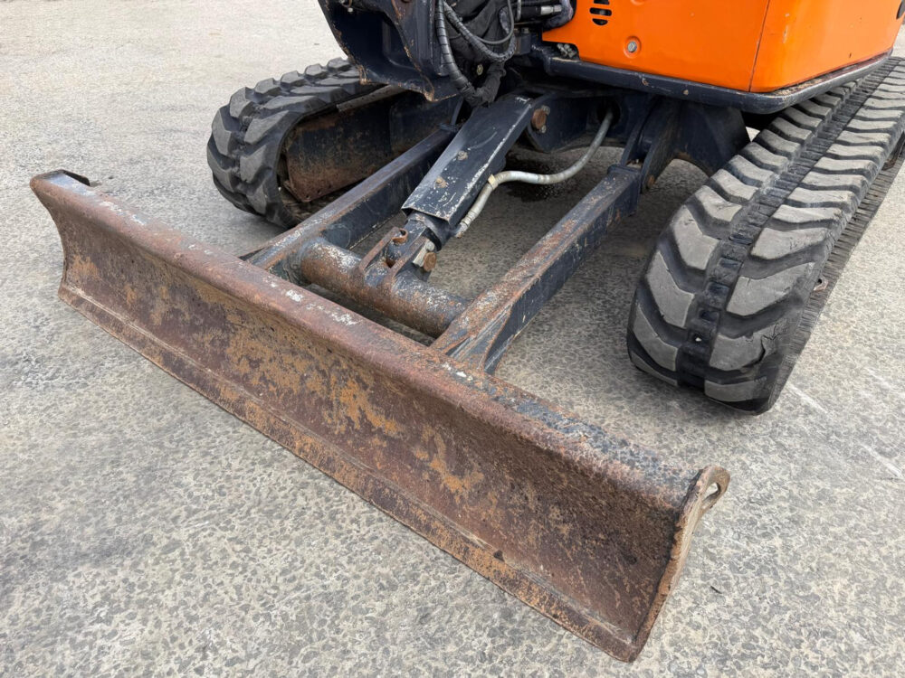 hitachi-zx38-u-3-clr-minigraafmachine