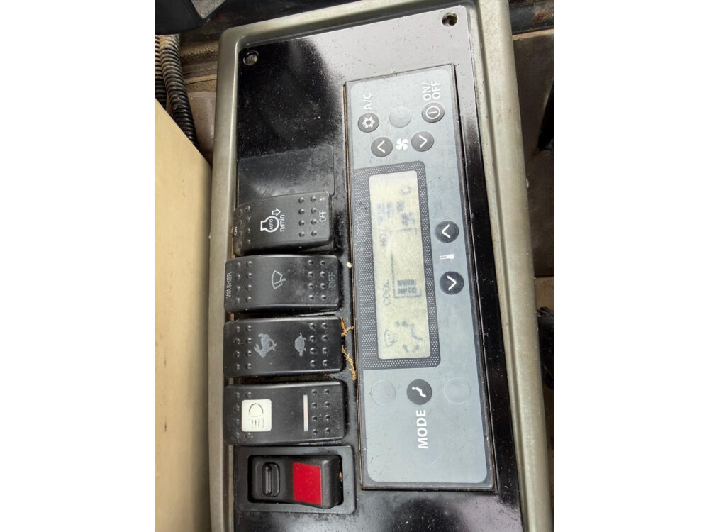 hitachi-zx38-u-3-clr-minigraafmachine
