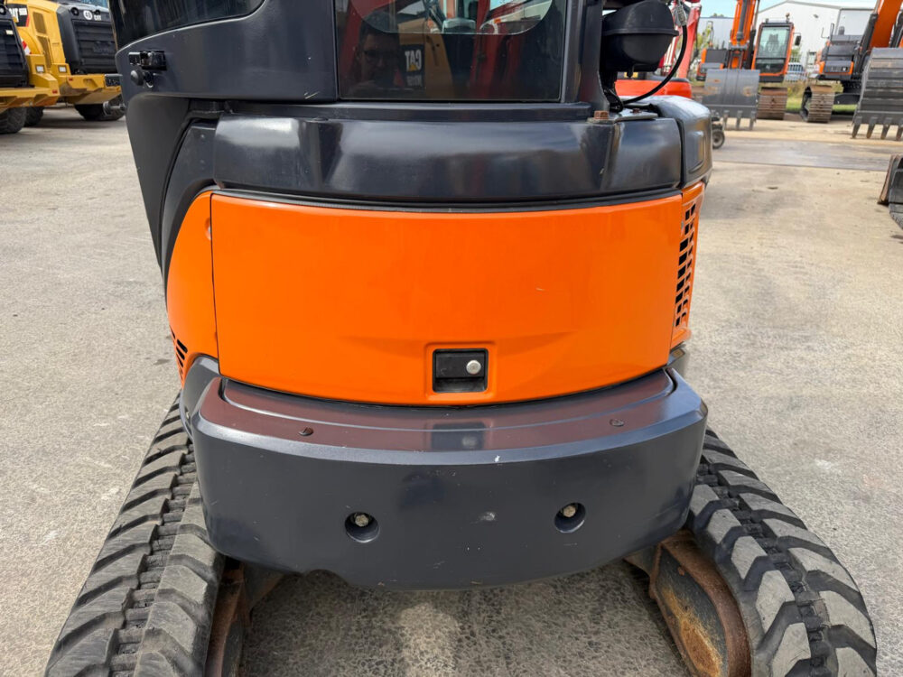 hitachi-zx38-u-3-clr-minigraafmachine