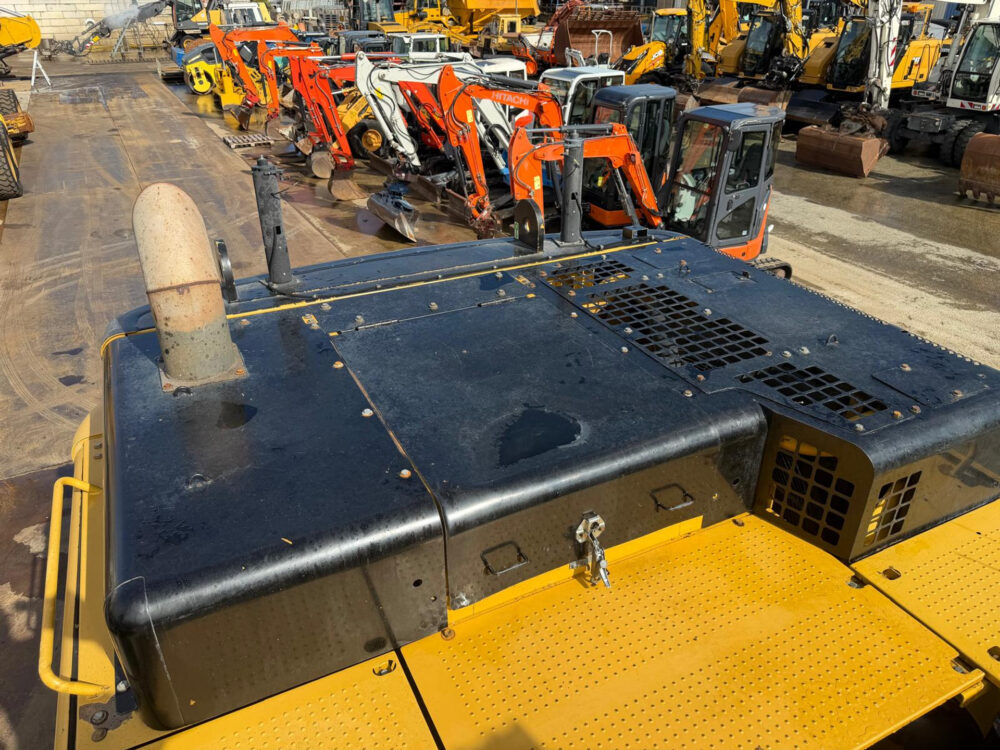 caterpillar-345-cl-rupsgraafmachine
