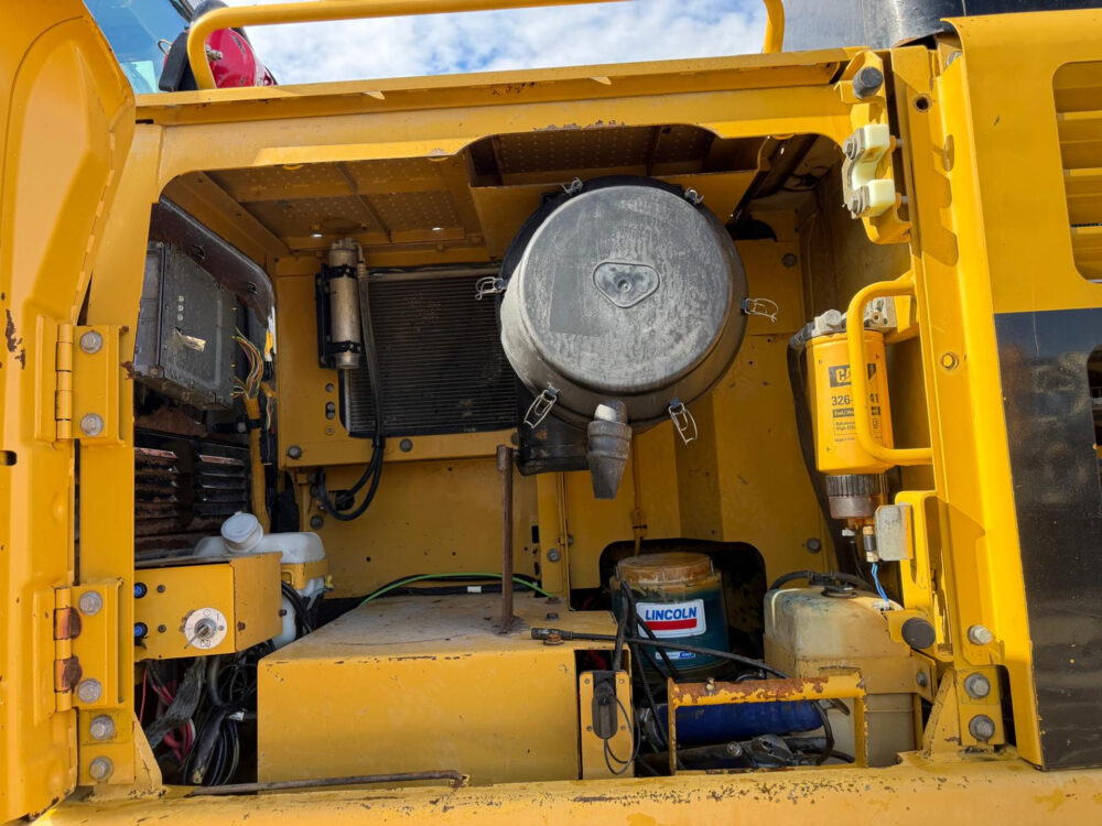 caterpillar-345-cl-rupsgraafmachine
