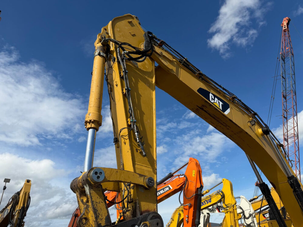 caterpillar-345-cl-rupsgraafmachine