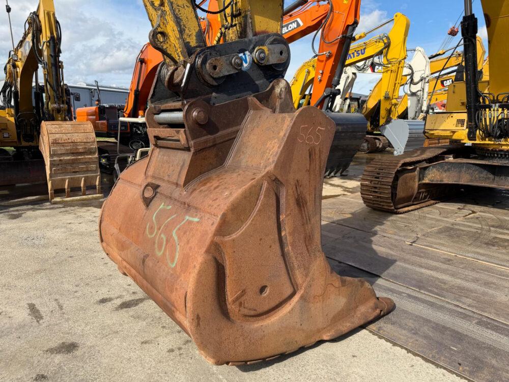 caterpillar-345-cl-rupsgraafmachine
