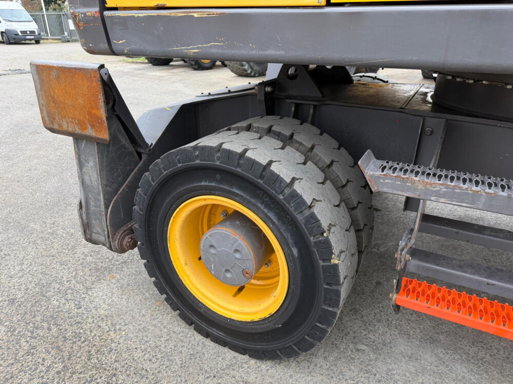 volvo-ew-160e-mobiele-graafmachine