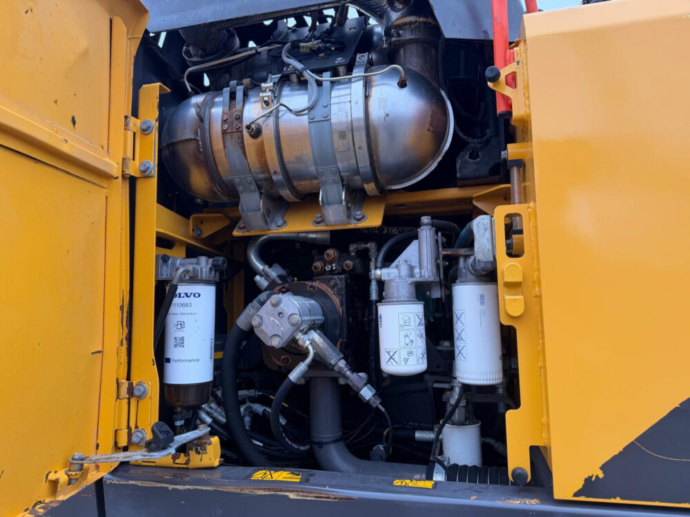 volvo-ew-160e-mobiele-graafmachine