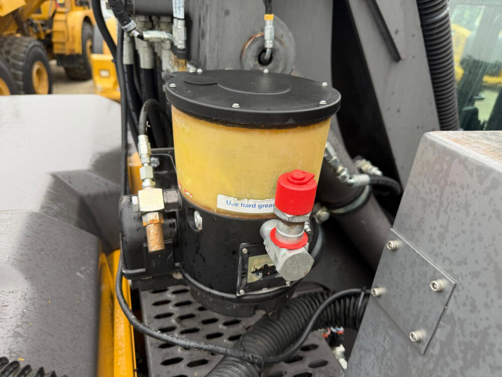 volvo-ew-160e-mobiele-graafmachine