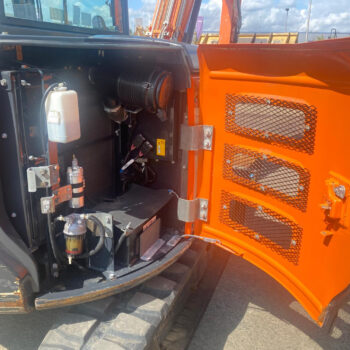 hitachi-zx65usb-5a-clr-minigraafmachine