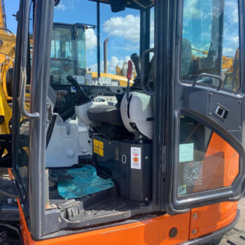 hitachi-zx65usb-5a-clr-minigraafmachine
