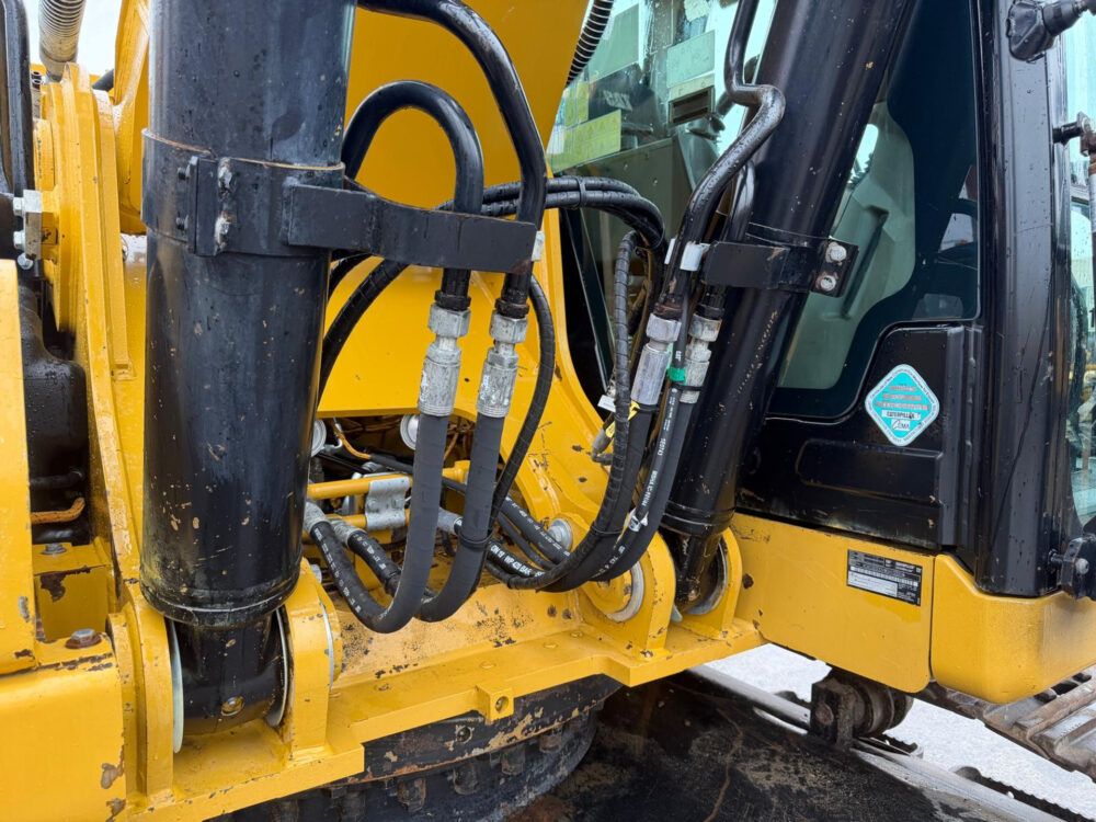 caterpillar-330-ng-rupsgraafmachine-2