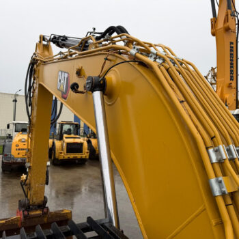 caterpillar-330-ng-rupsgraafmachine-2