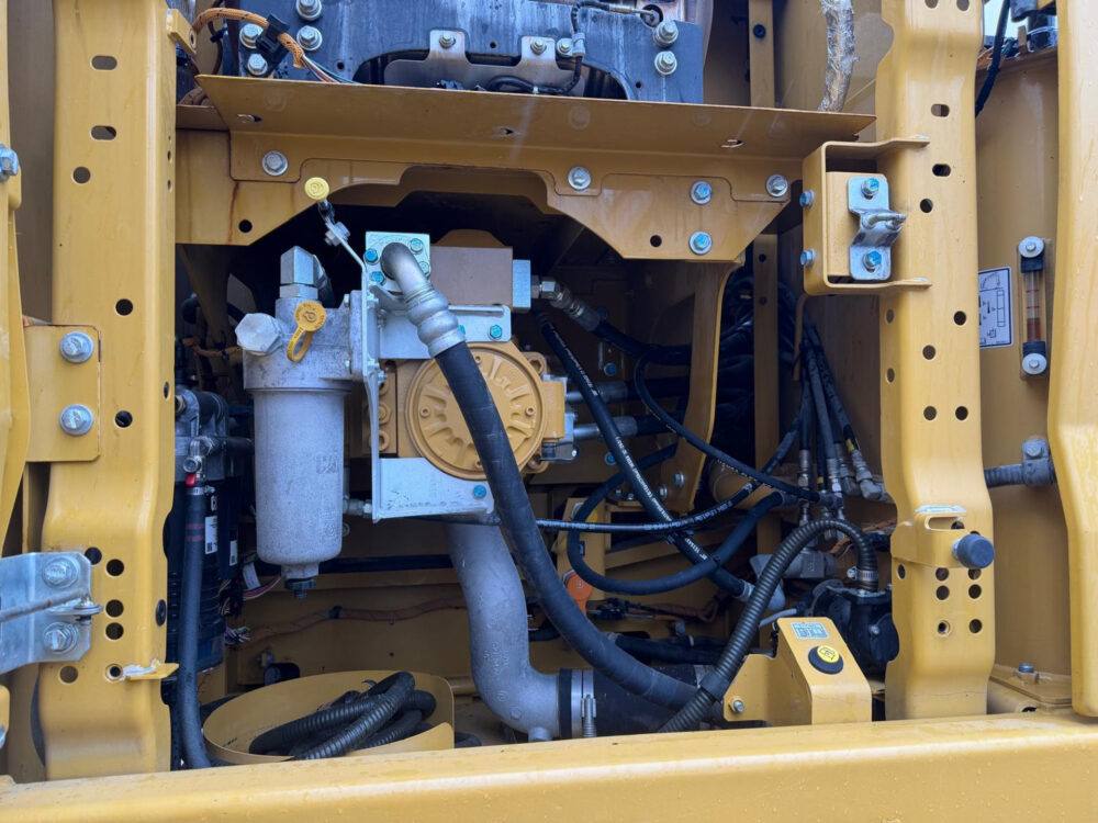 caterpillar-330-ng-rupsgraafmachine-2