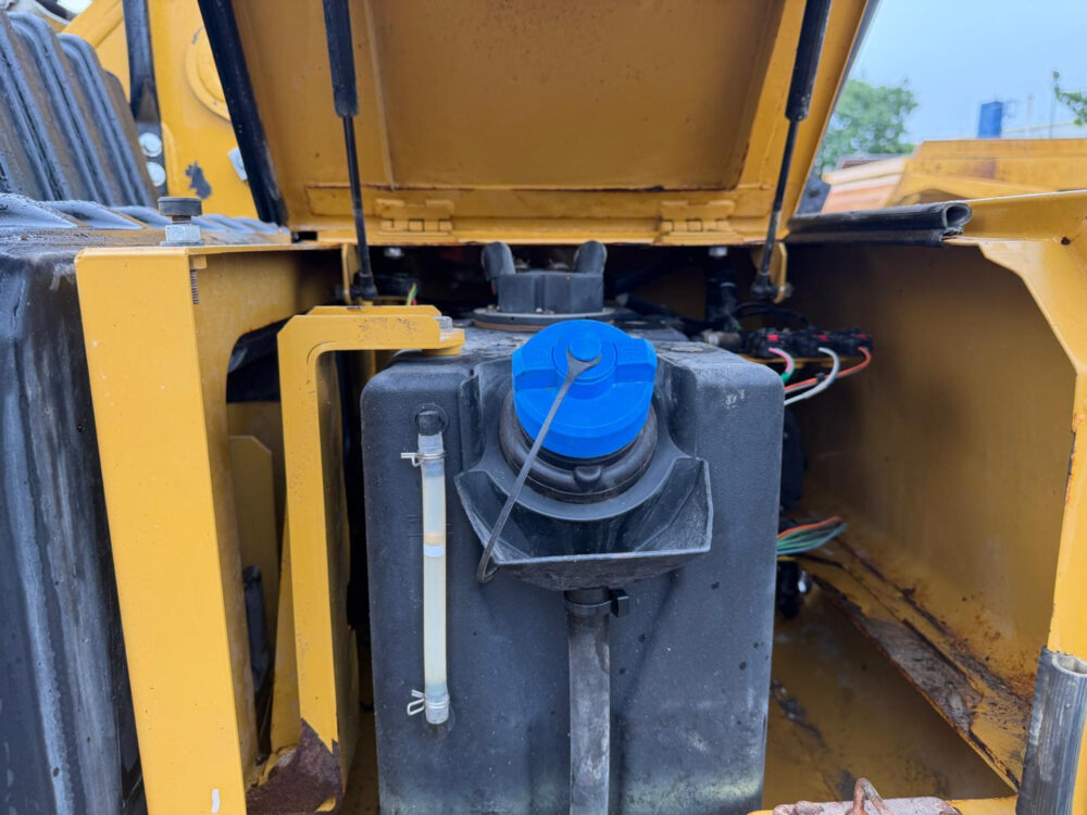 caterpillar-330-ng-rupsgraafmachine-2