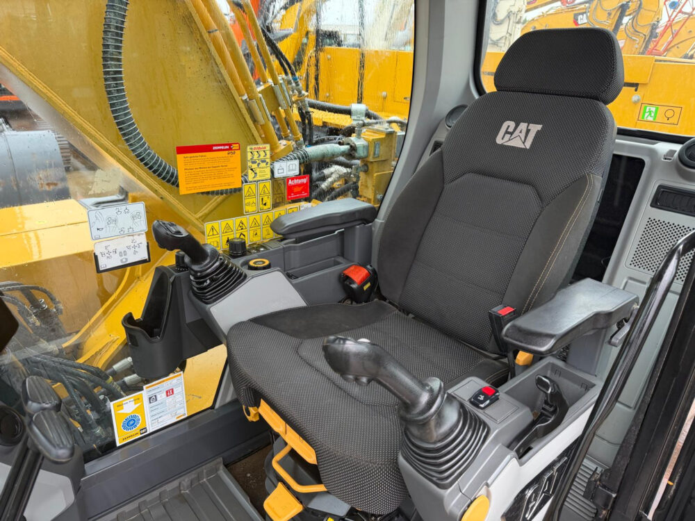 caterpillar-330-ng-rupsgraafmachine-2