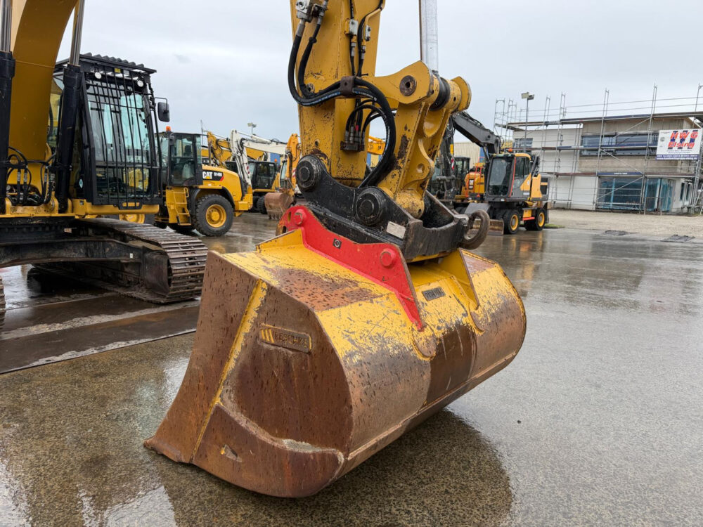 caterpillar-330-ng-rupsgraafmachine-2