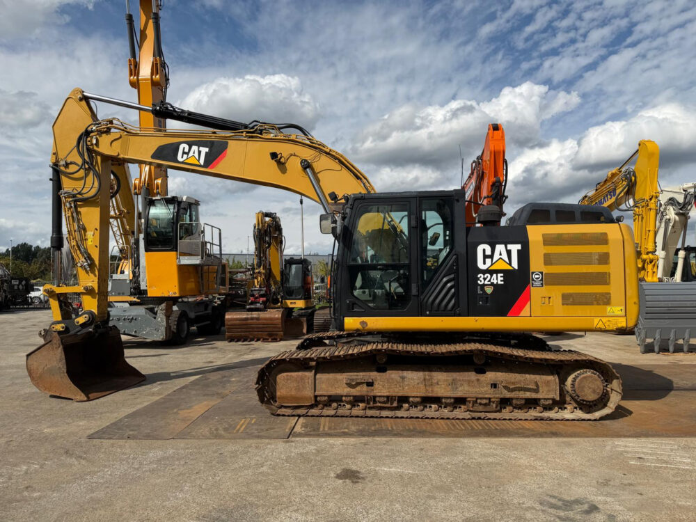 caterpillar-324-e-rupsgraafmachine-2