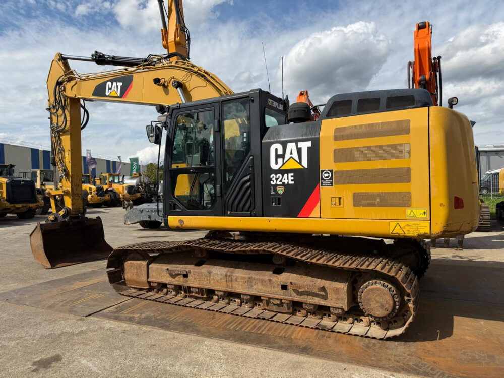 caterpillar-324-e-rupsgraafmachine-2