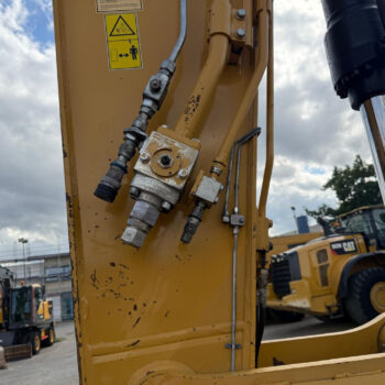 caterpillar-324-e-rupsgraafmachine-2