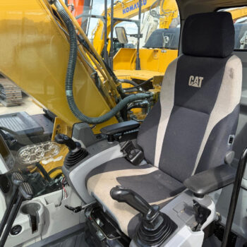 caterpillar-324-e-rupsgraafmachine-2