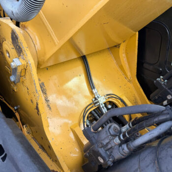 caterpillar-324-e-rupsgraafmachine-2