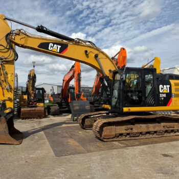 caterpillar-324-e-rupsgraafmachine-2