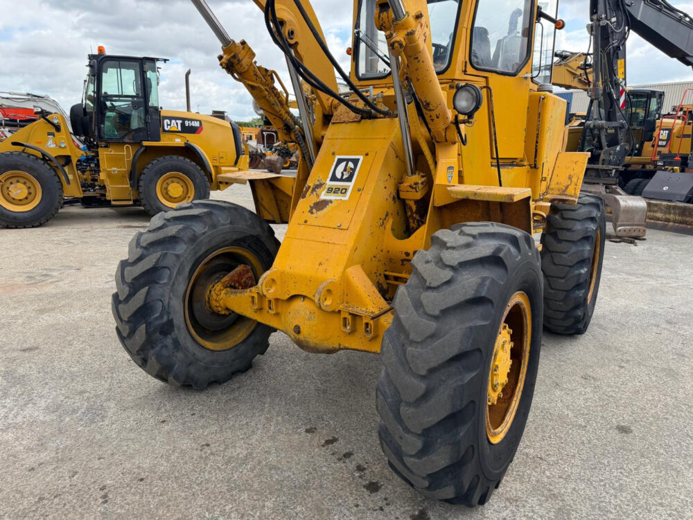 caterpillar-920-compact-wiellader