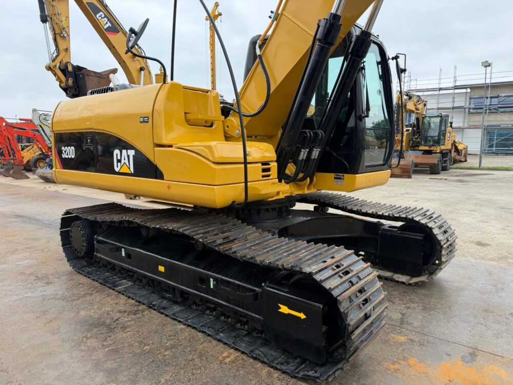 caterpillar-320-dl-rupsgraafmachine