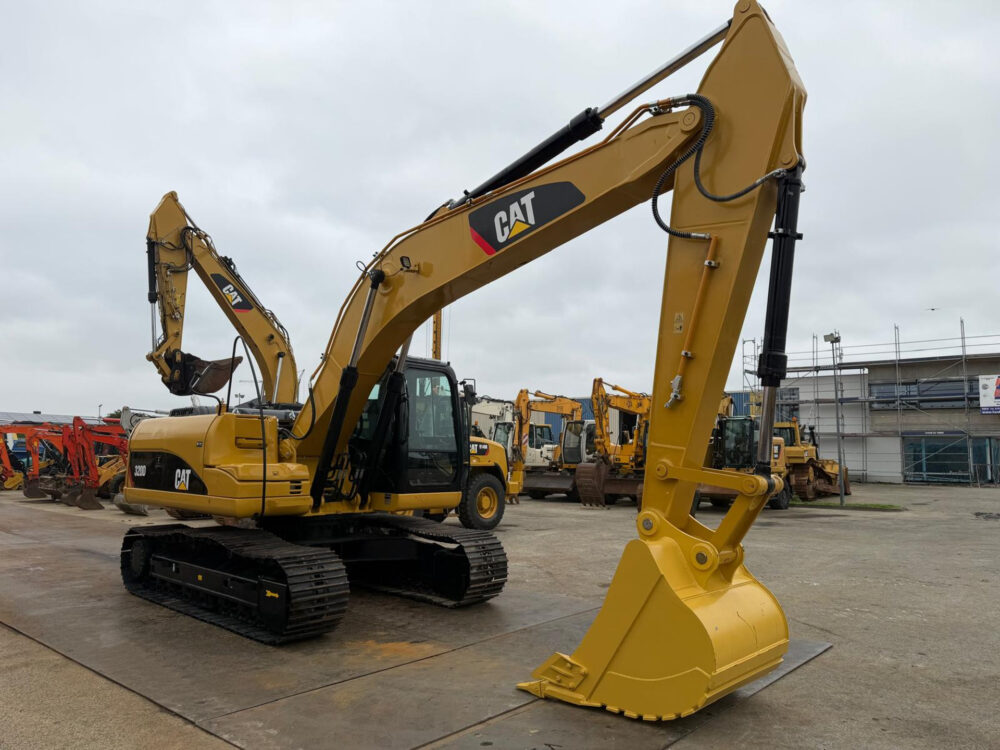 caterpillar-320-dl-rupsgraafmachine