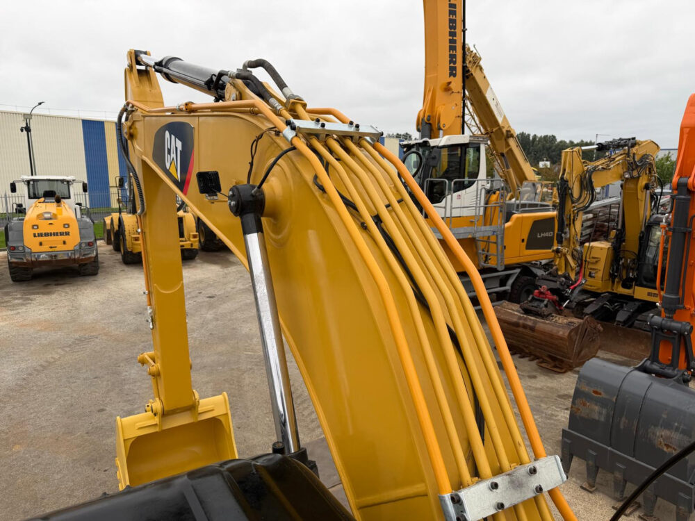 caterpillar-320-dl-rupsgraafmachine
