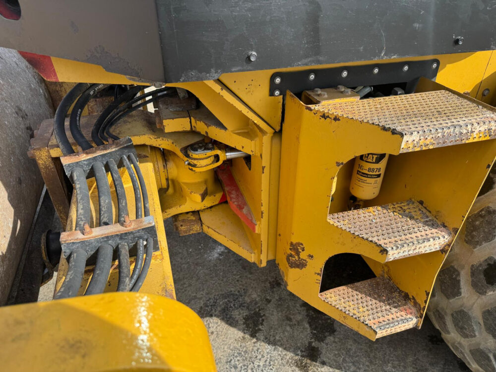 caterpillar-cs-663e-wals-aircon