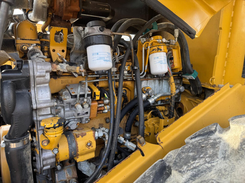 caterpillar-cs-663e-wals-aircon