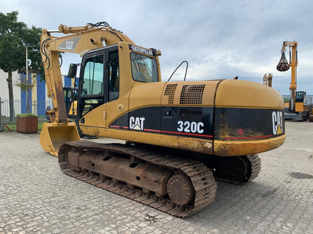 caterpillar-320-cl-rupsgraafmachine