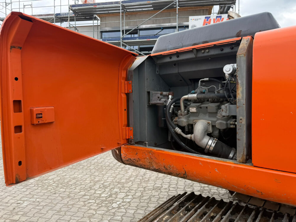 hitachi-zx210-lc-1-rupsgraafmachine
