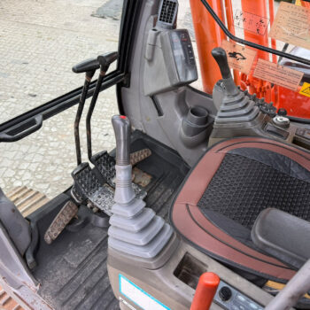 hitachi-zx210-lc-1-rupsgraafmachine