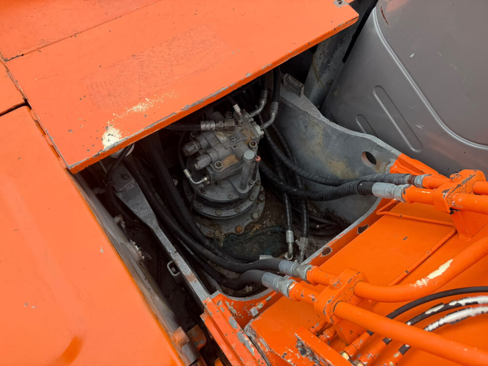 hitachi-zx210-lc-1-rupsgraafmachine
