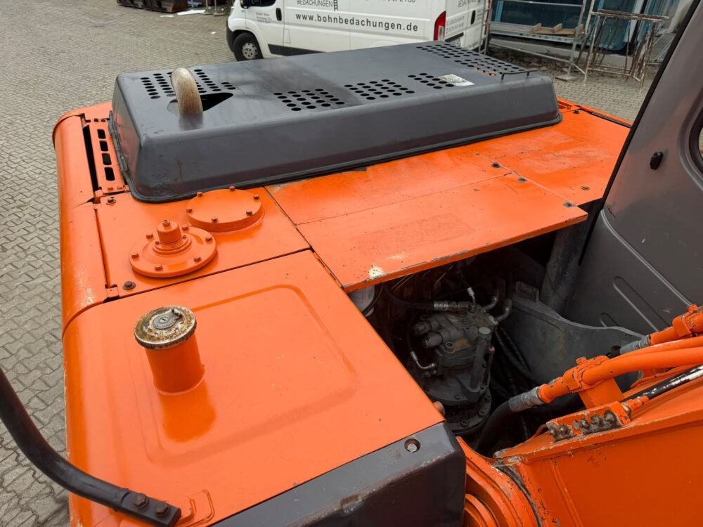 hitachi-zx210-lc-1-rupsgraafmachine